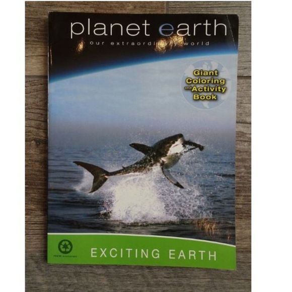 New 3 pack Coloring & Activity Book - 2 Hot Wheels - Picture 3 of 5